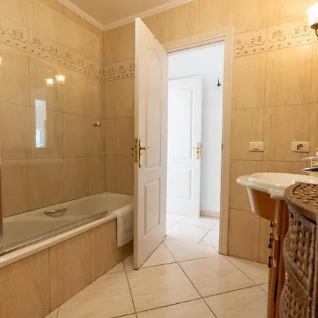 Lejlighed Club Villamar Exclusive Beachfront Penthouse Costa Adeje (Tenerife)