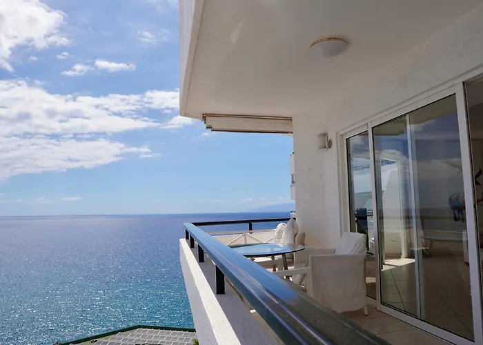 Club Villamar Exclusive Beachfront Penthouse Appartement *